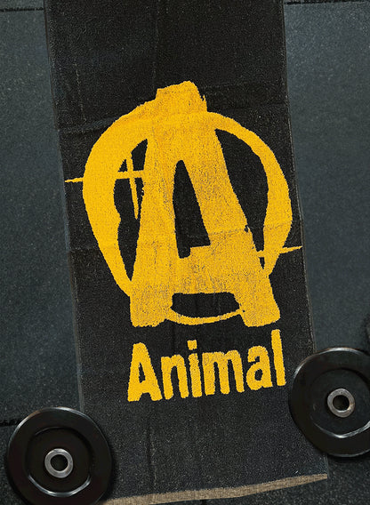 Animal – ręcznik sportowy z logo A do sesji treningowych